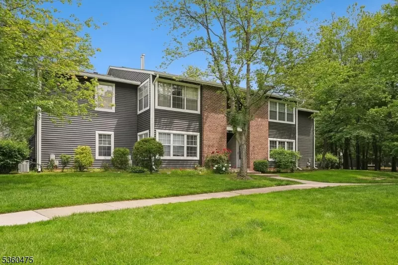 North Brunswick Twp., NJ 08902,78 Pennsylvania Way #78