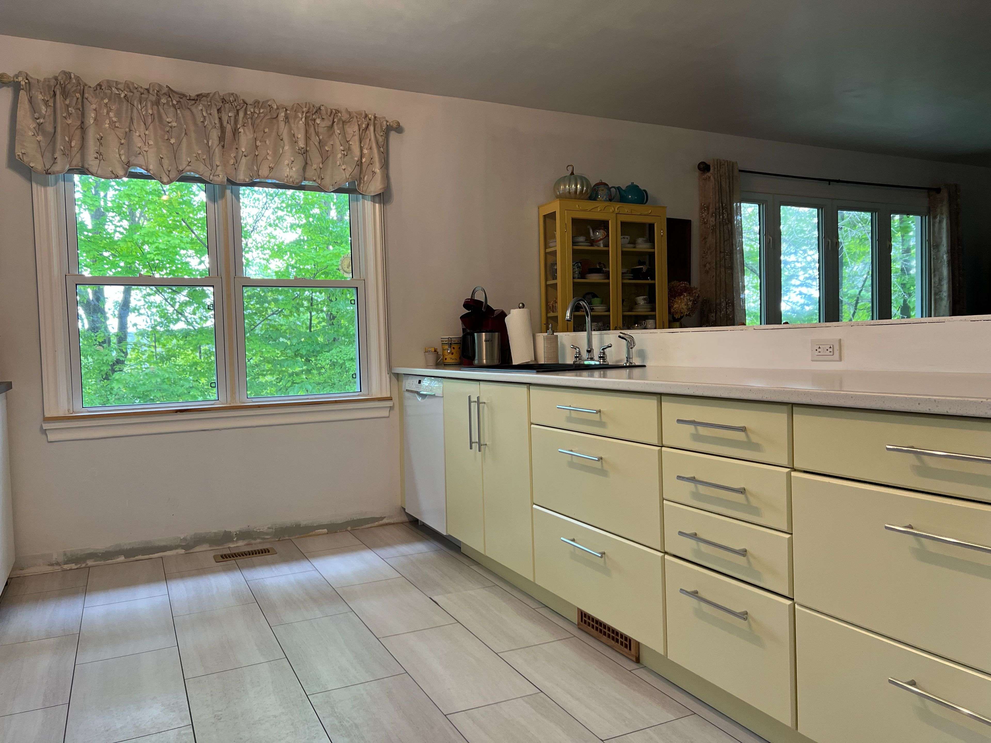 Penetanguishene, ON L9M 1B4,2 Keefe ST