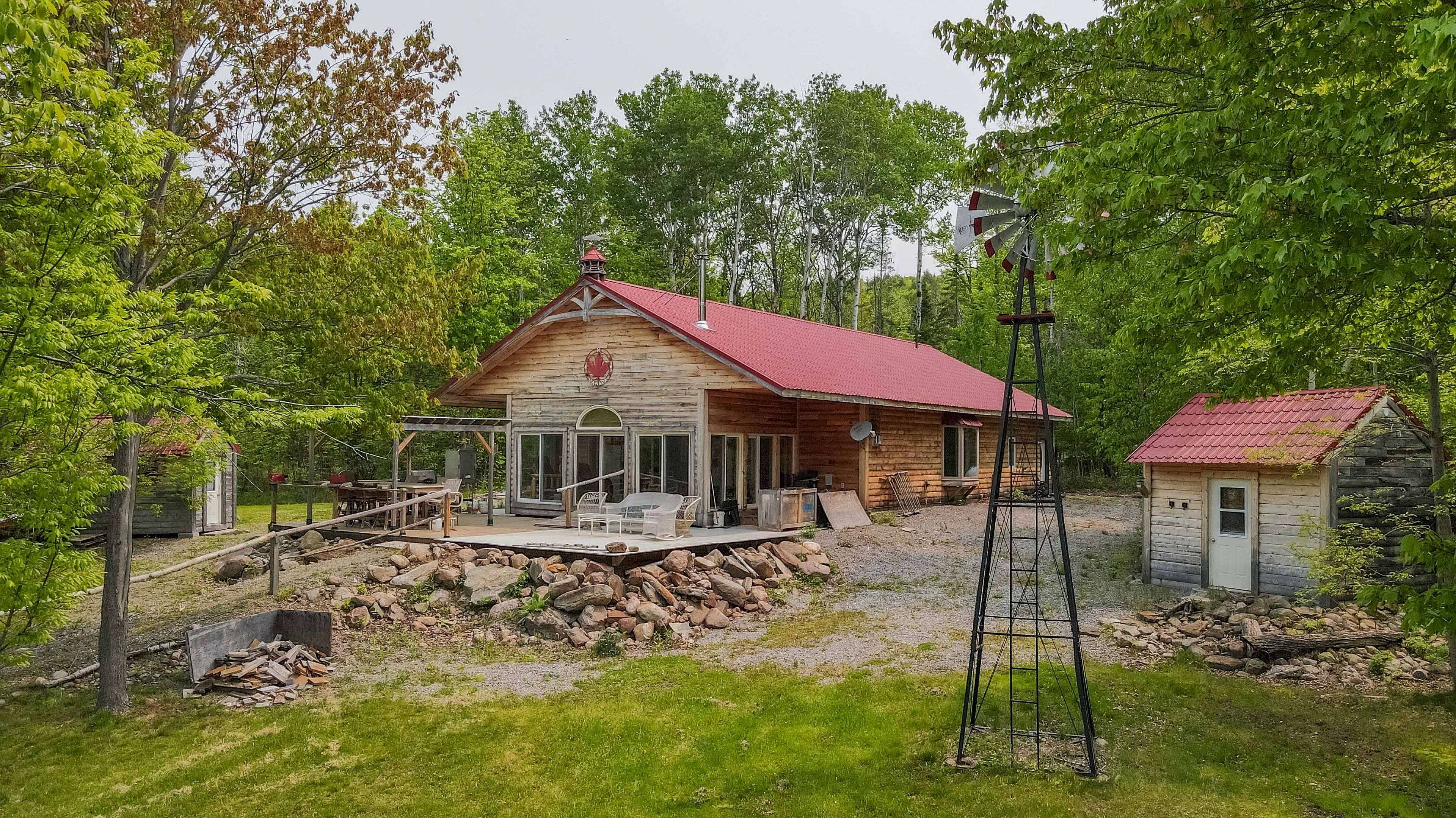 Madawaska Valley, ON K0J 1B0,697 Curtiss RD