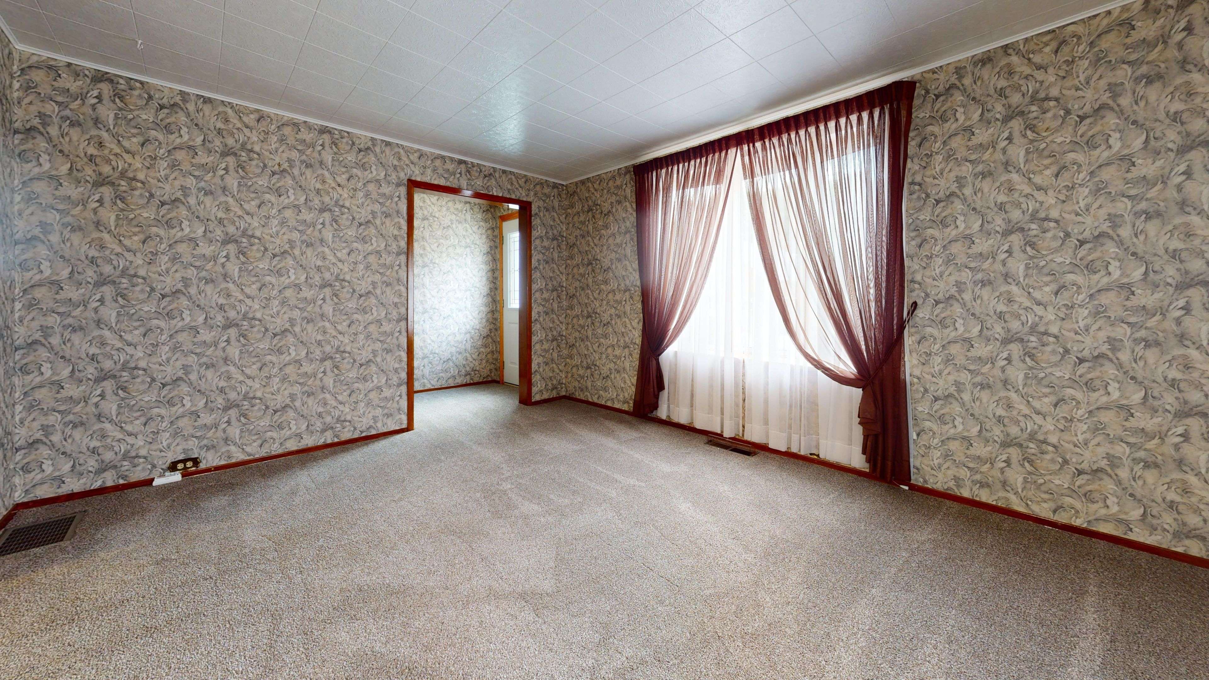 Arran-elderslie, ON N0G 1L0,76 5th ST SE