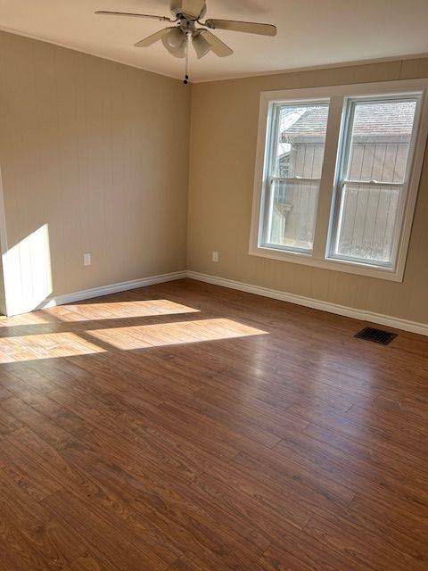 North Bay, ON P1B 3N6,230-232 Fifth AVE W