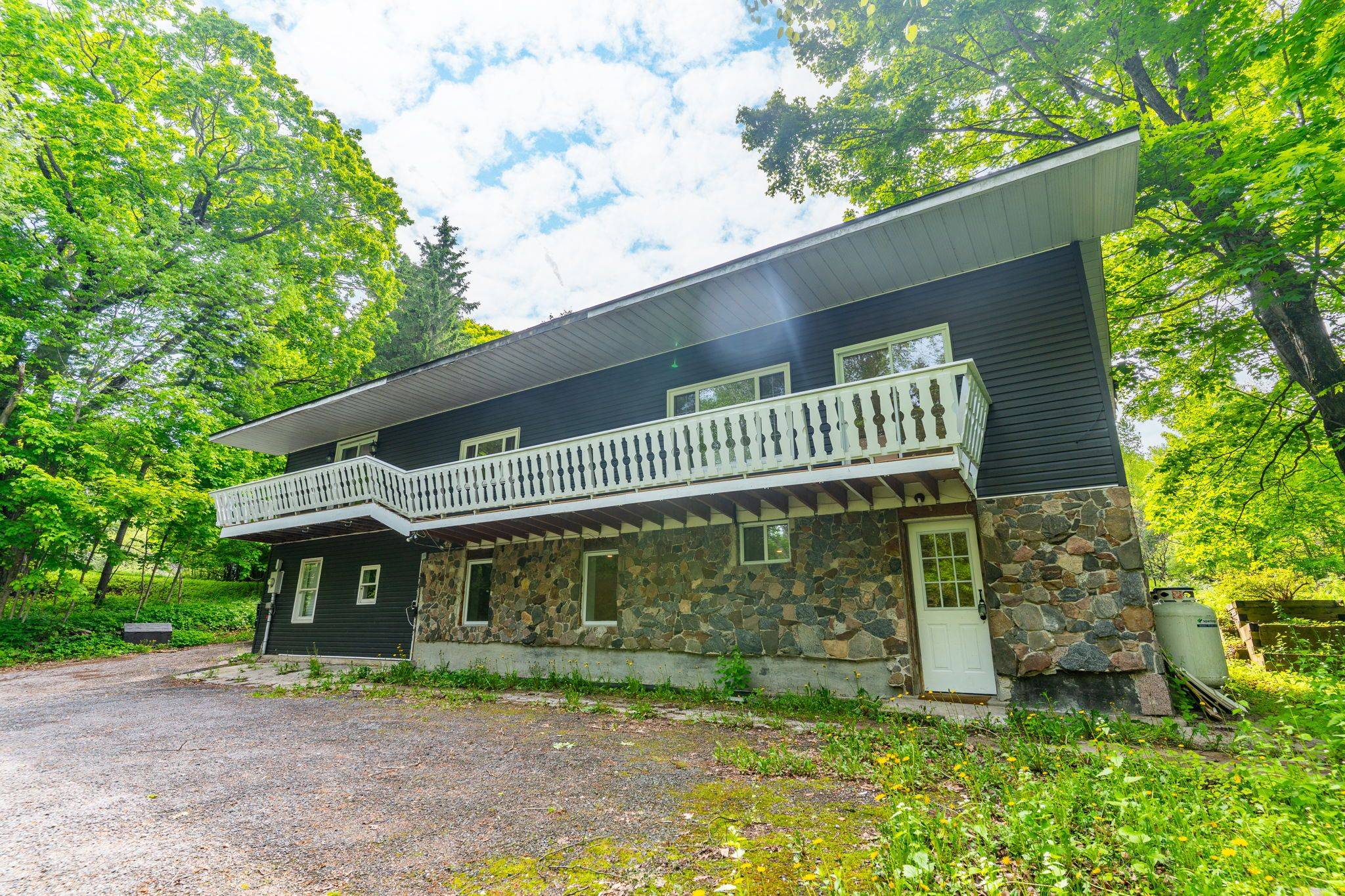 Minden Hills, ON K0M 2K0,1630 Kashagawigamog Lake RD