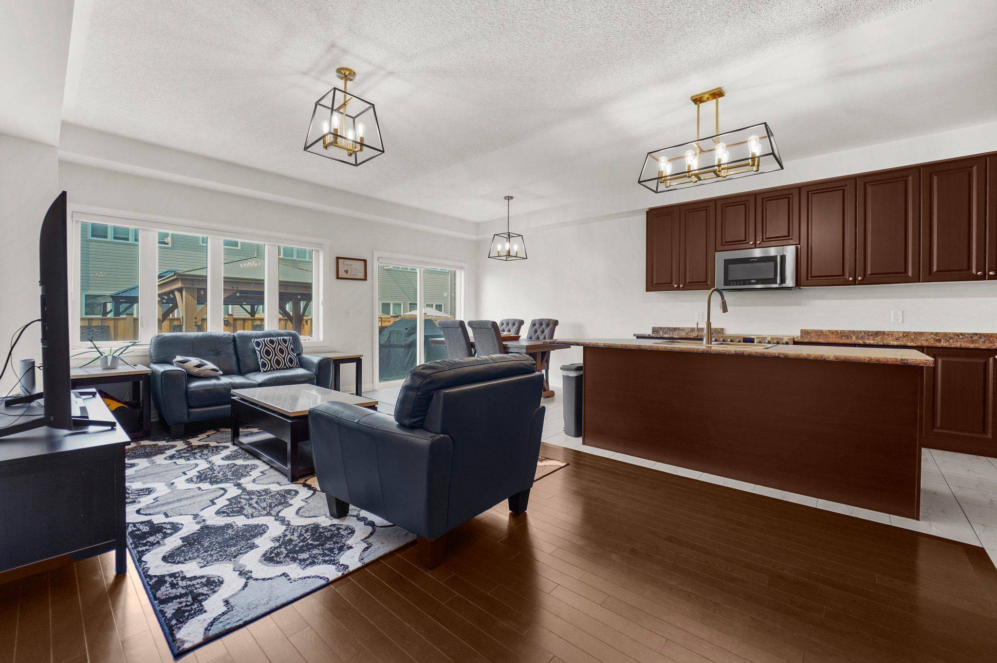 Lincoln, ON L0R 1B4,4102 Fracchioni DR