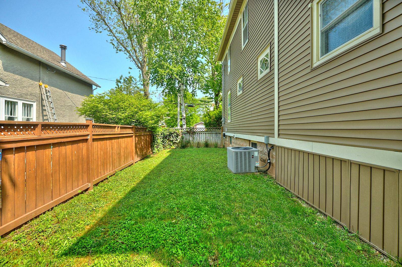 Welland, ON L3C 4T7,159 Merritt ST W
