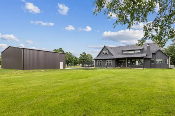 Edgewood, TX 75117,366 Private Road 7005