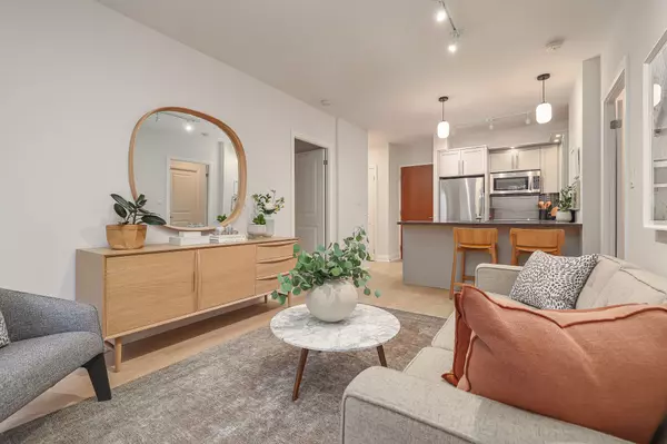 Toronto C02, ON M5B 2M6,1430 Yonge ST #201