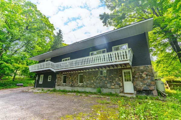 Minden Hills, ON K0M 2K0,1630 Kashagawigamog Lake RD