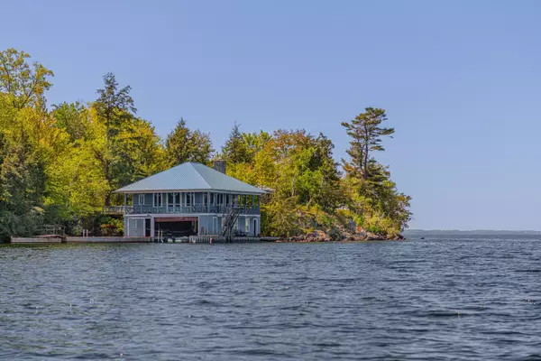 Leeds And The Thousand Islands, ON K0E 1L0,16 Hay Island N/A