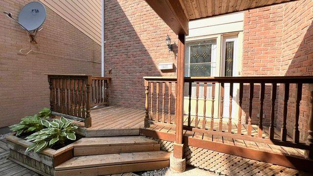 London North, ON N6G 3M4,1827 Aldersbrook Gate