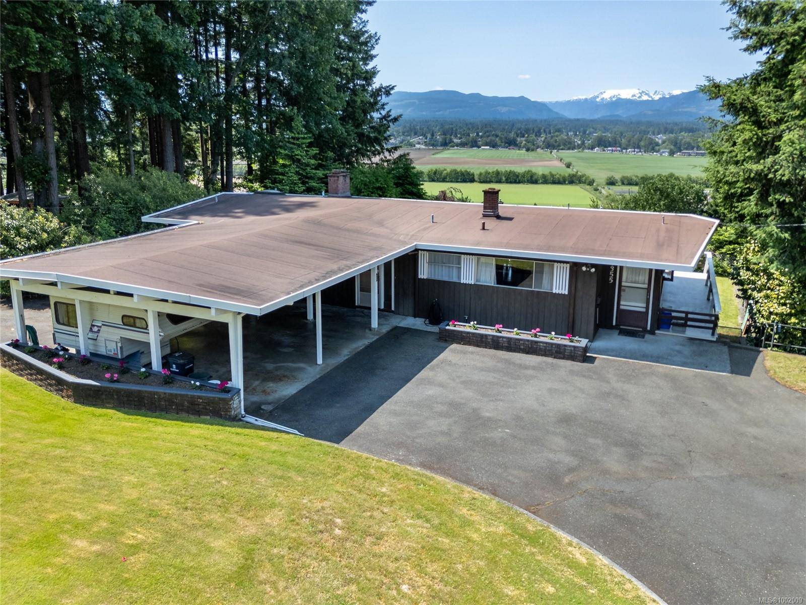 Courtenay, BC V9N 3Y3,1355 Glen Urquhart Dr