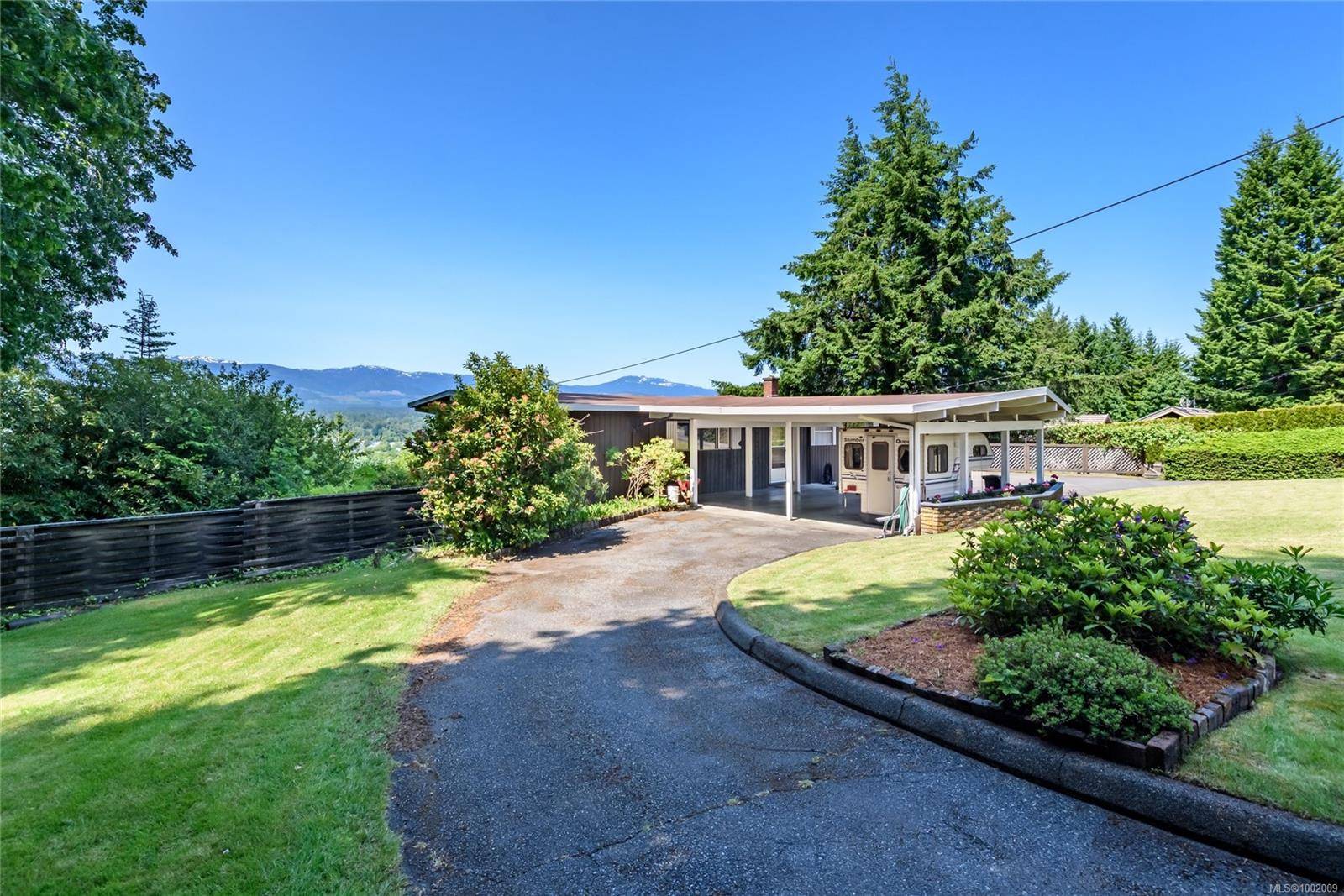 Courtenay, BC V9N 3Y3,1355 Glen Urquhart Dr
