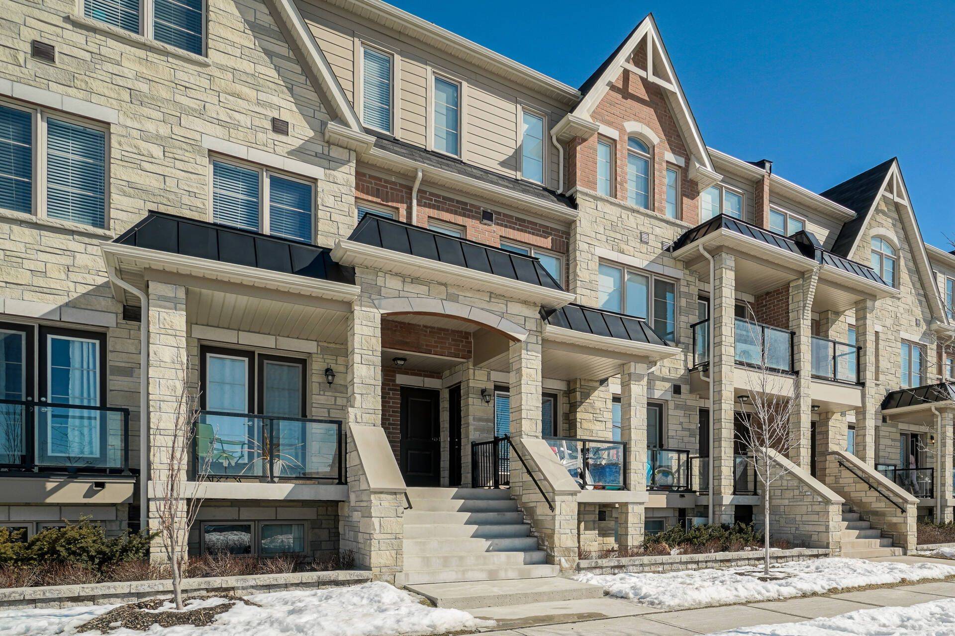 Brampton, ON L7A 4S6,200 Veterans DR #109