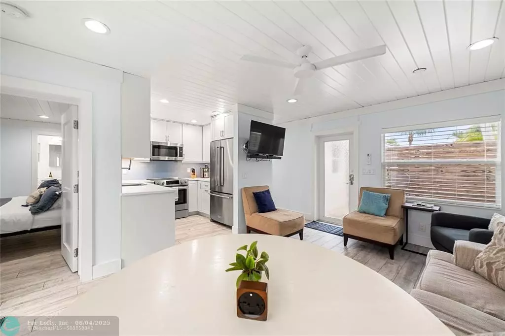 Delray Beach, FL 33483,226 NE 5th Terrace