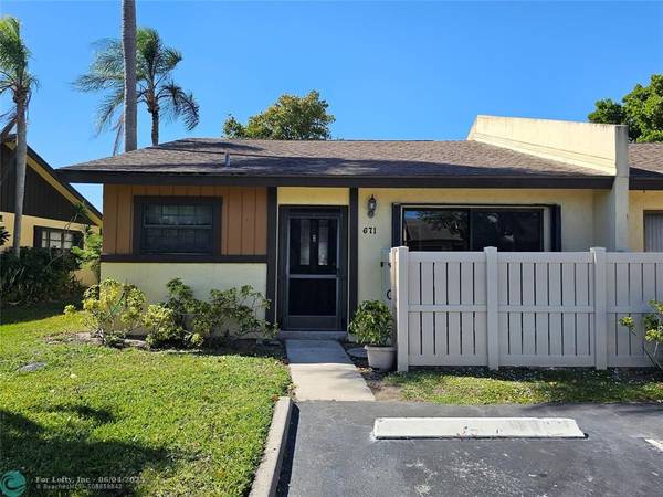 671 Banks Rd #671, Margate, FL 33063