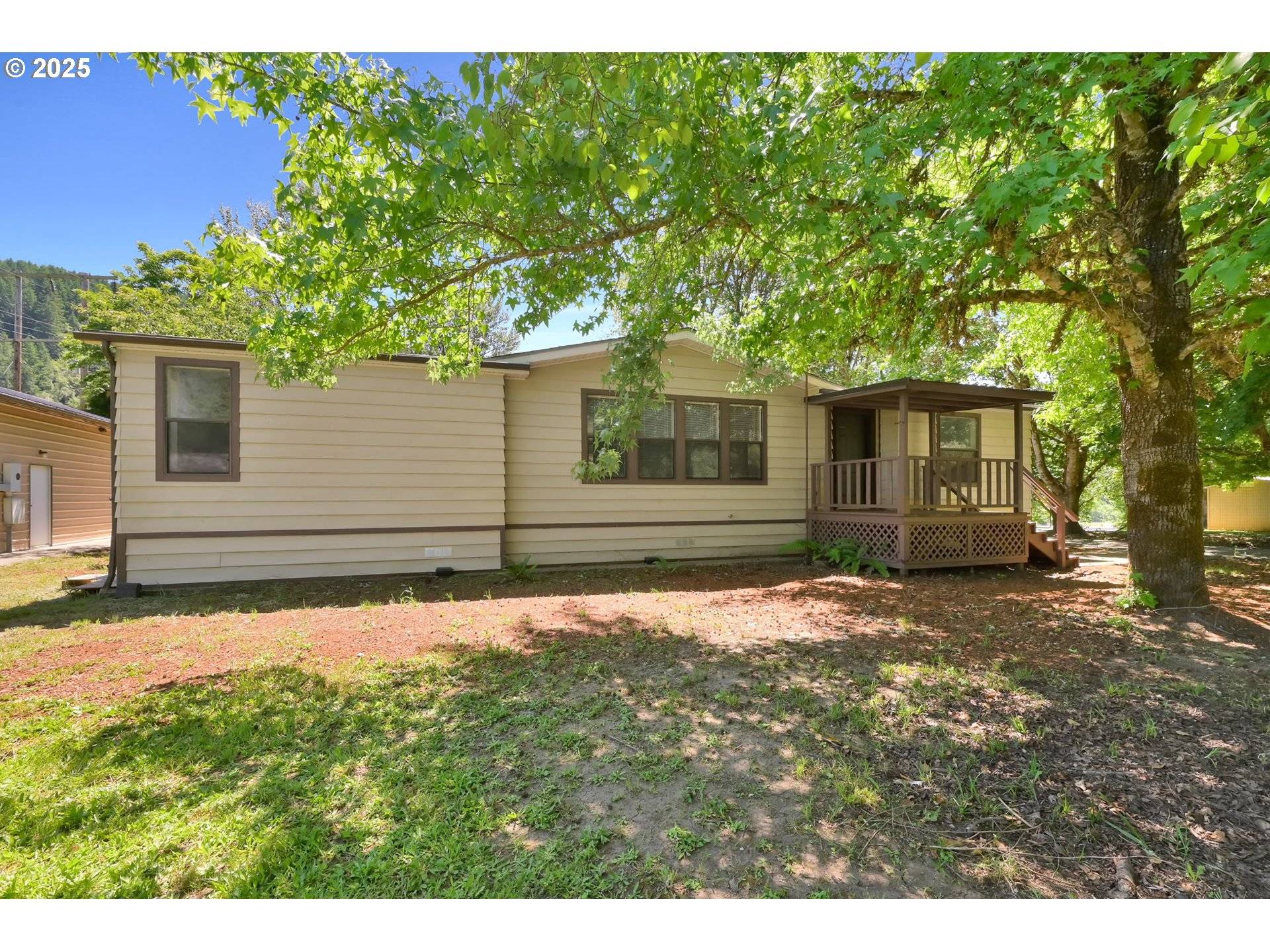 Elkton, OR 97436,7349 HENDERER RD