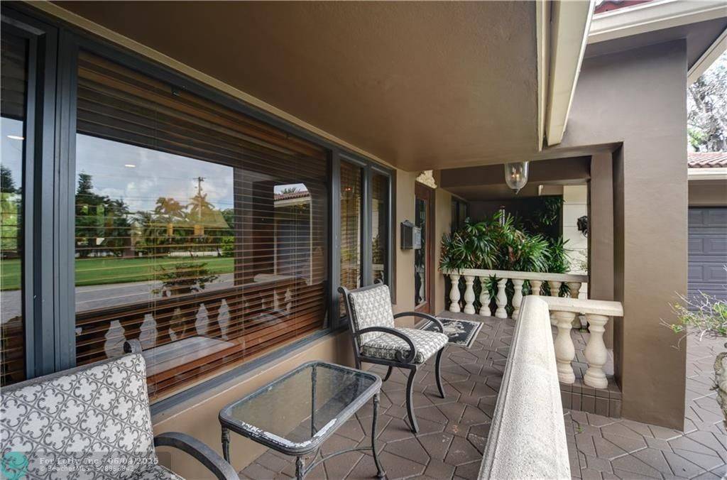 Fort Lauderdale, FL 33305,2425 Middle River Drive