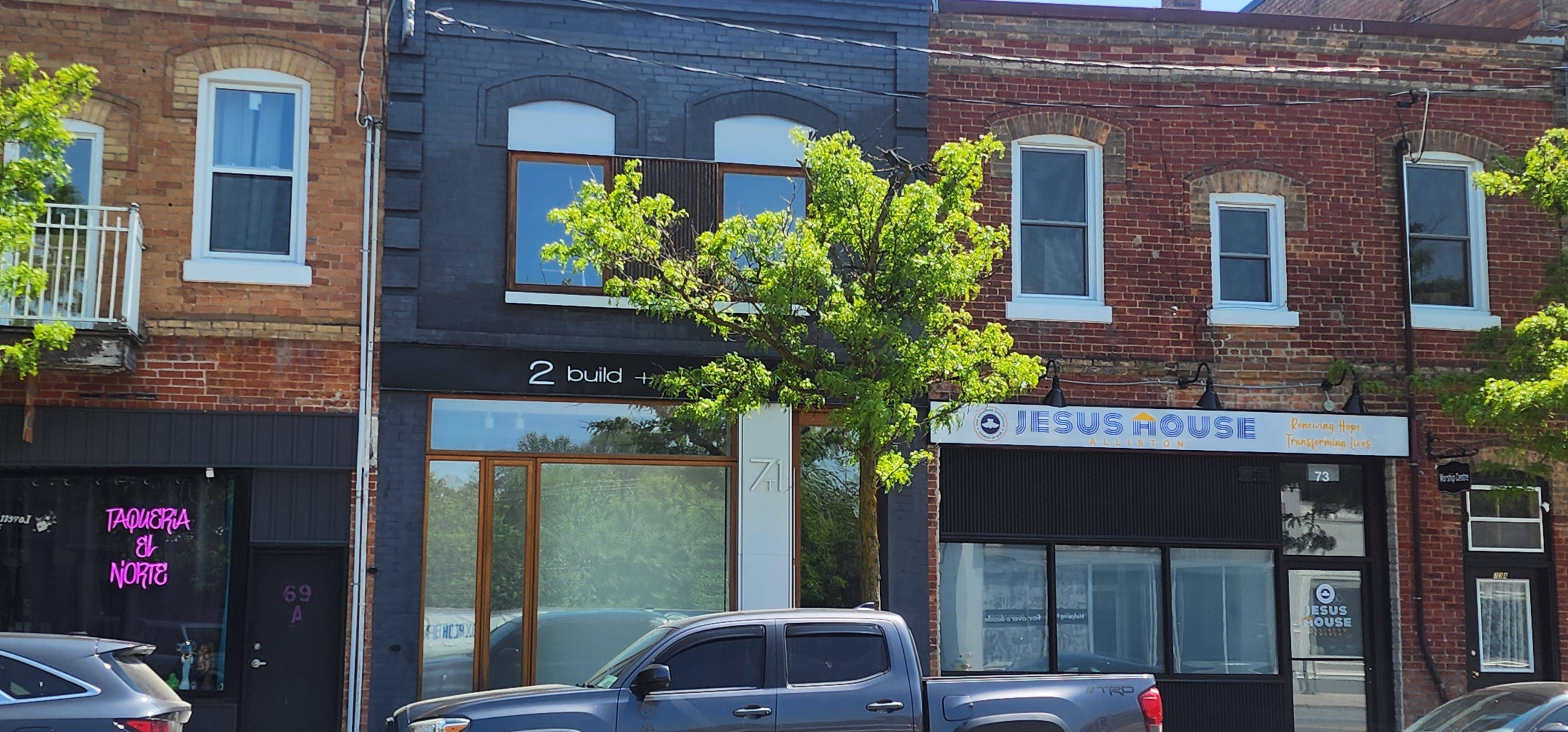 New Tecumseth, ON L9R 1T2,71 Victoria ST W