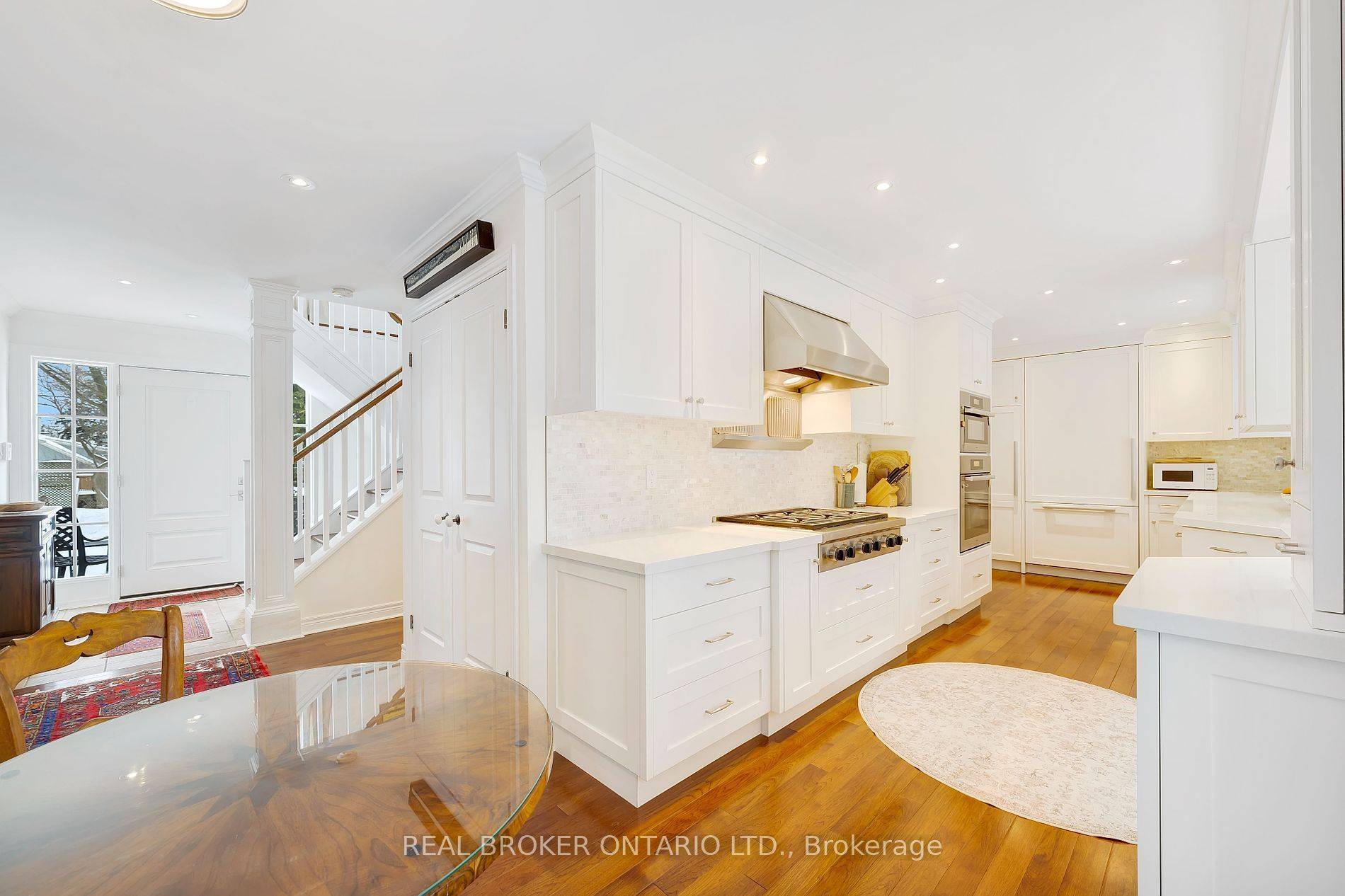 Oakville, ON L6J 1C8,195 William ST