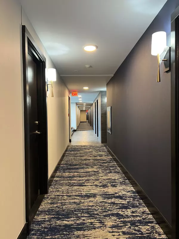 Toronto C13, ON M3C 4J1,120 Dallimore CIR #628