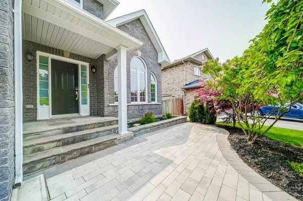 Georgina, ON L4P 4B6,96 Kerfoot CRES