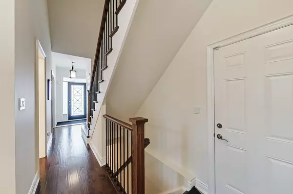 Wasaga Beach, ON L9Z 0G1,93 Sandy Coast CRES