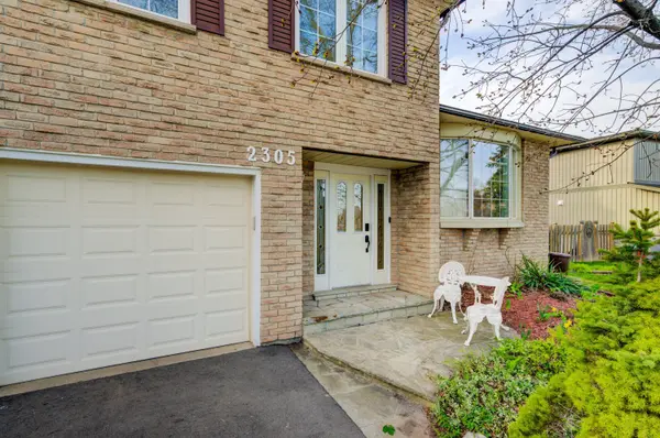 Burlington, ON L7P 4E9,2305 Kirkburn DR