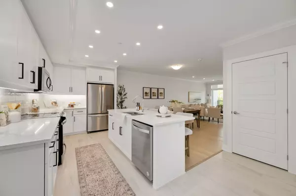 London South, ON N6K 0M4,1560 Upper West AVE #406