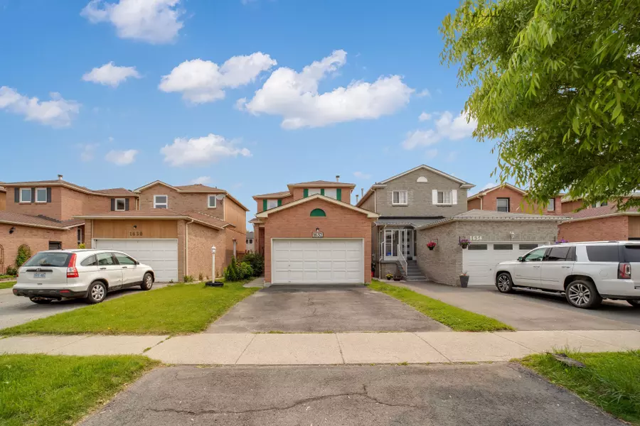 1632 Fairfield CRES, Pickering, ON L1V 6H1
