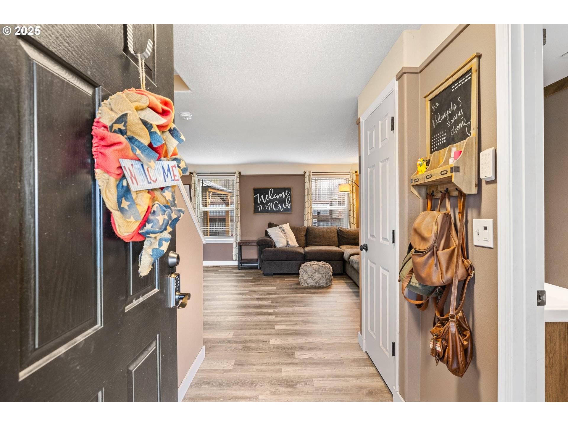 Dundee, OR 97115,816 SW Chablis CT