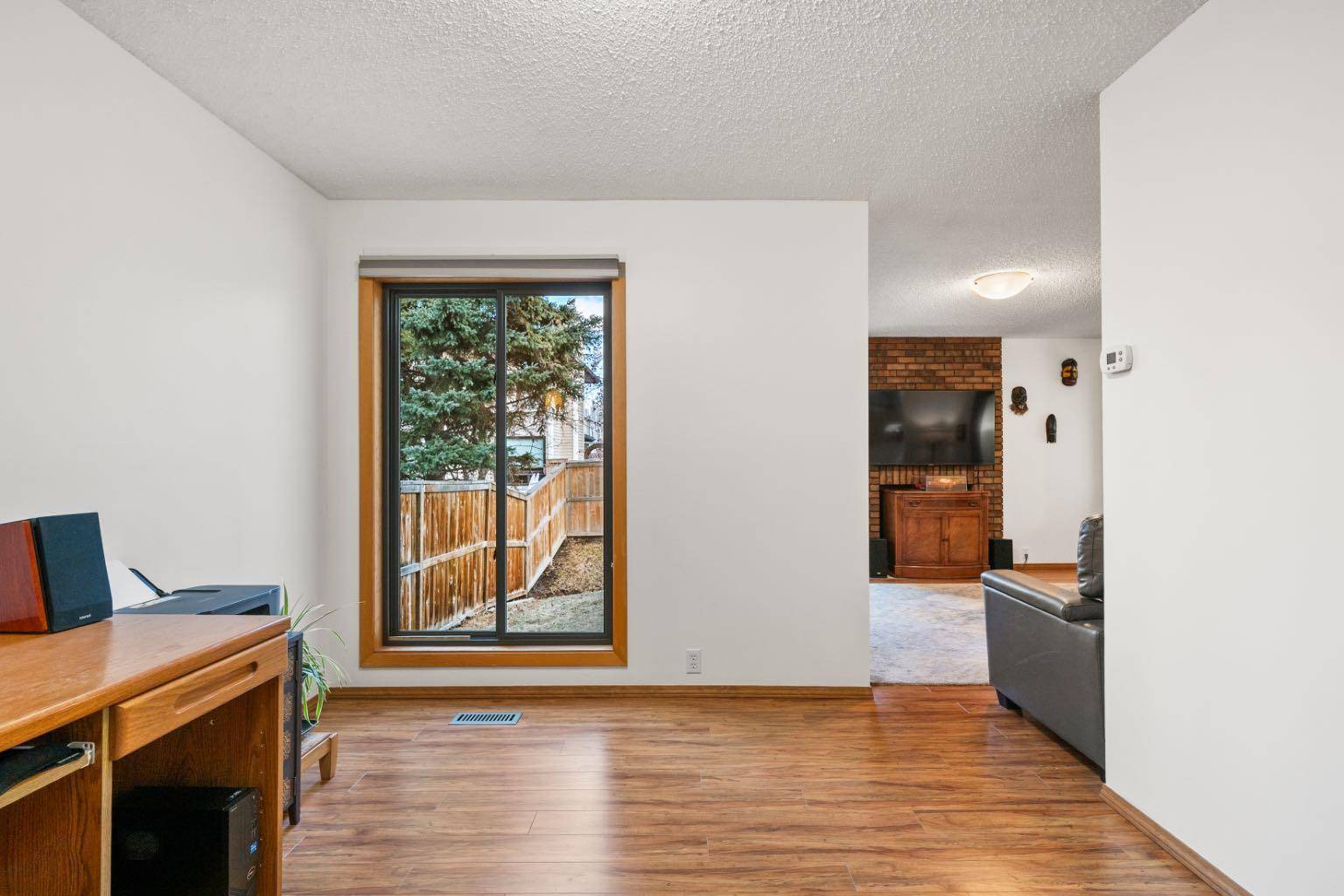 Calgary, AB T2W 3Z6,11333 30 ST SW #32