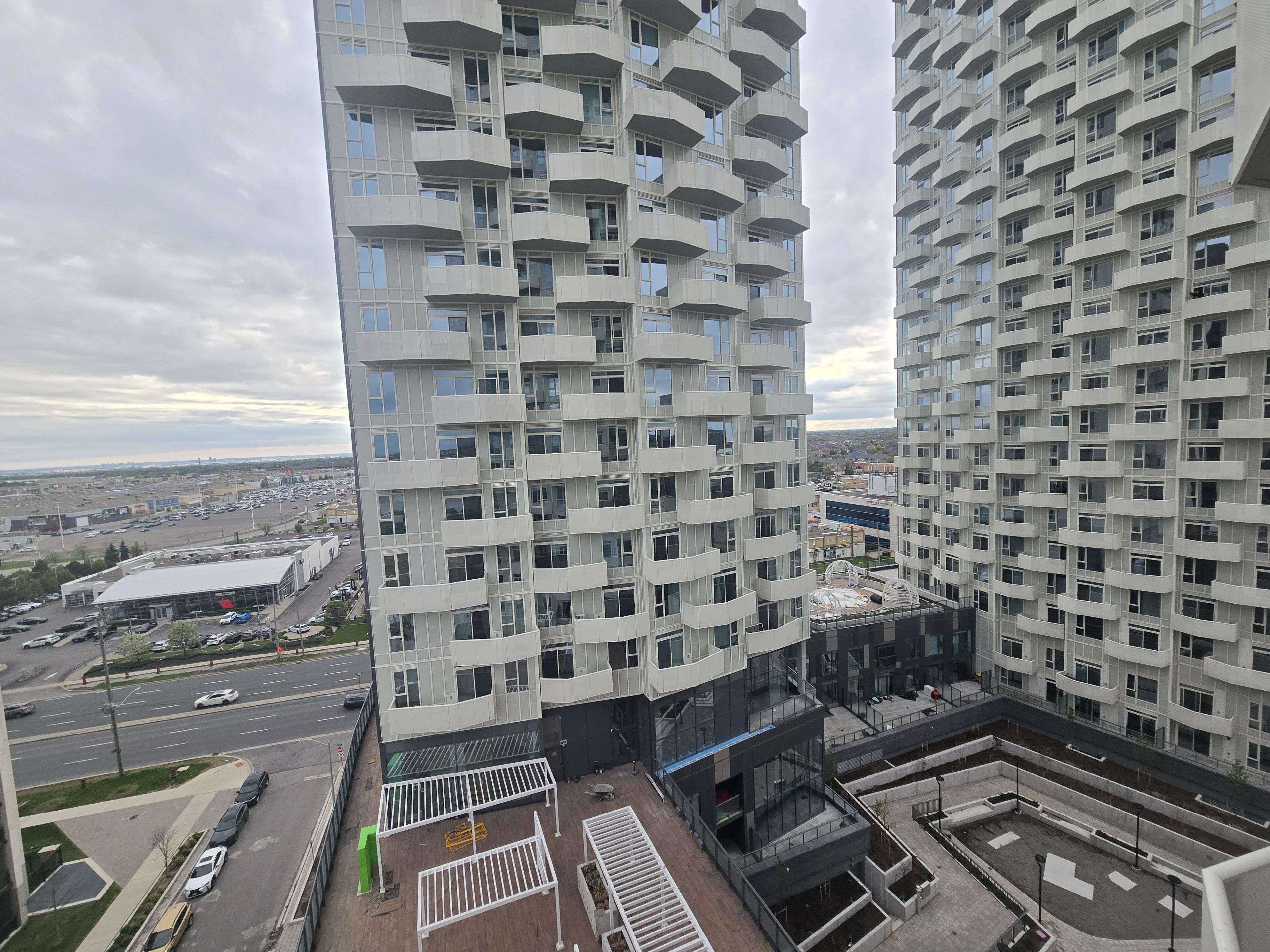 Vaughan, ON L4K 0R5,474 Caldari RD #1110