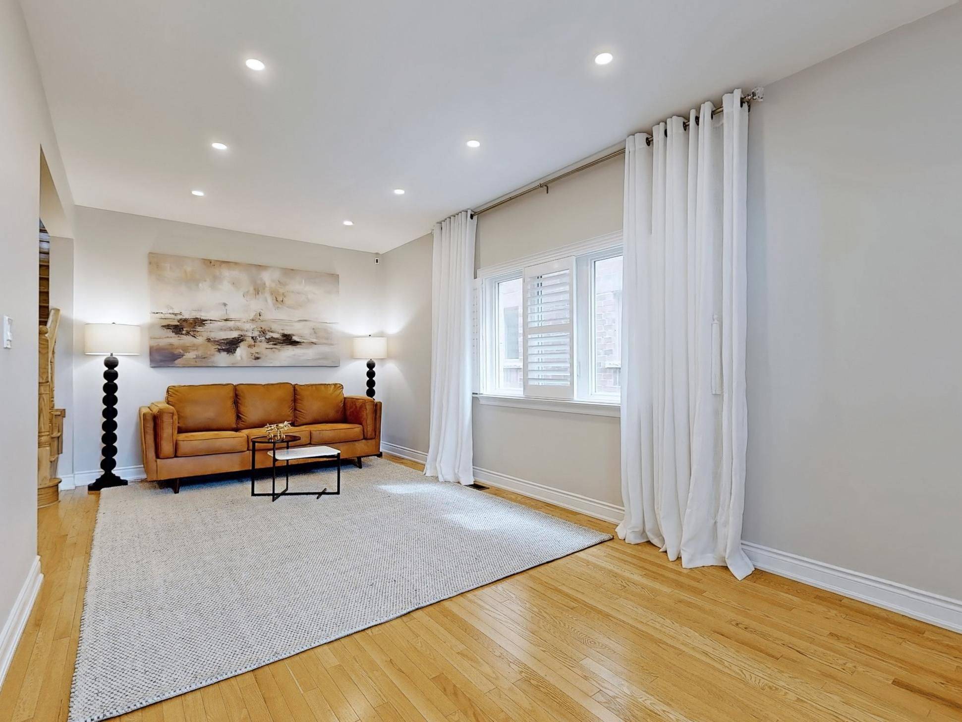 Bradford West Gwillimbury, ON L3Z 0X8,124 Milby CRES