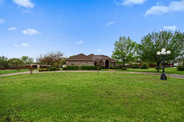 2155 County Road 406, Mckinney, TX 75071
