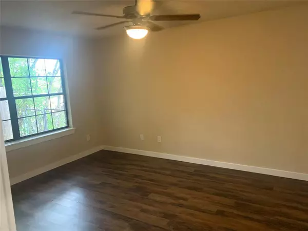 Desoto, TX 75115,509 Quail Lane