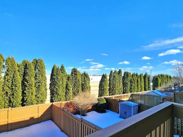 Newmarket, ON L3X 2R9,333 Flagstone WAY