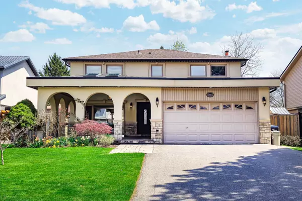 2344 Kenbarb RD, Mississauga, ON L5B 2E8