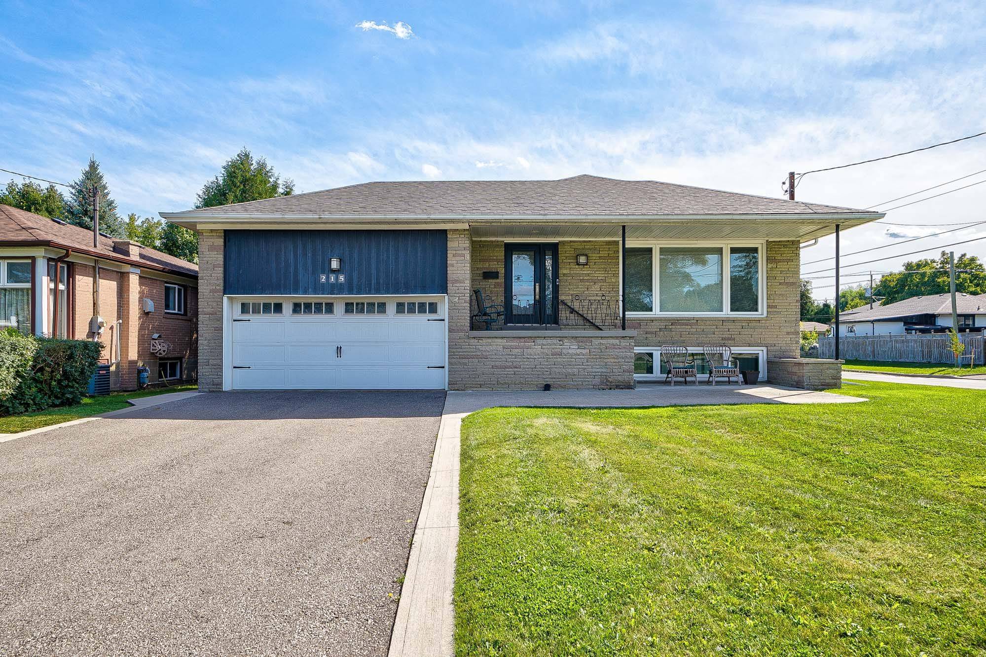Toronto C06, ON M3H 4B6,215 Searle AVE