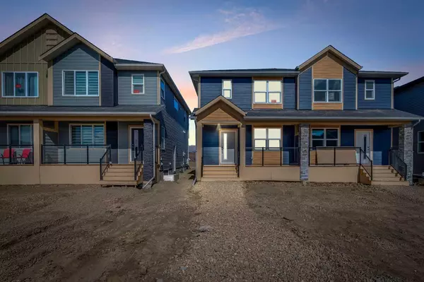 Calgary, AB T2X 5P7,614 WOLF WILLOW BLVD Southeast