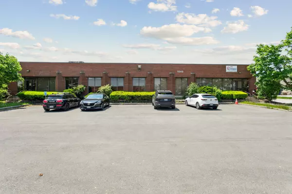 Mississauga, ON L4W 2V5,1040 Jayson CT