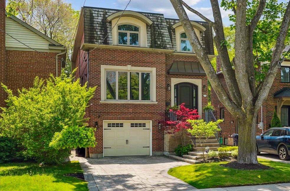 Toronto C11, ON M4G 2W1,135 Glenvale BLVD