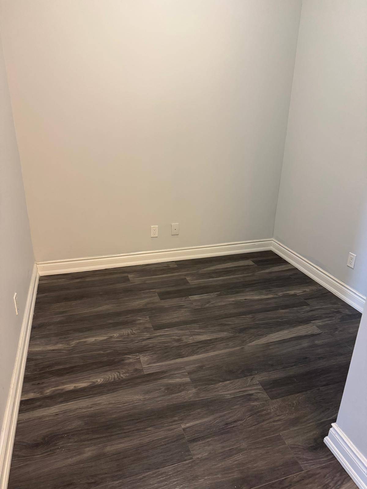 Markham, ON L6G 0G7,38 Cedarland DR #1111