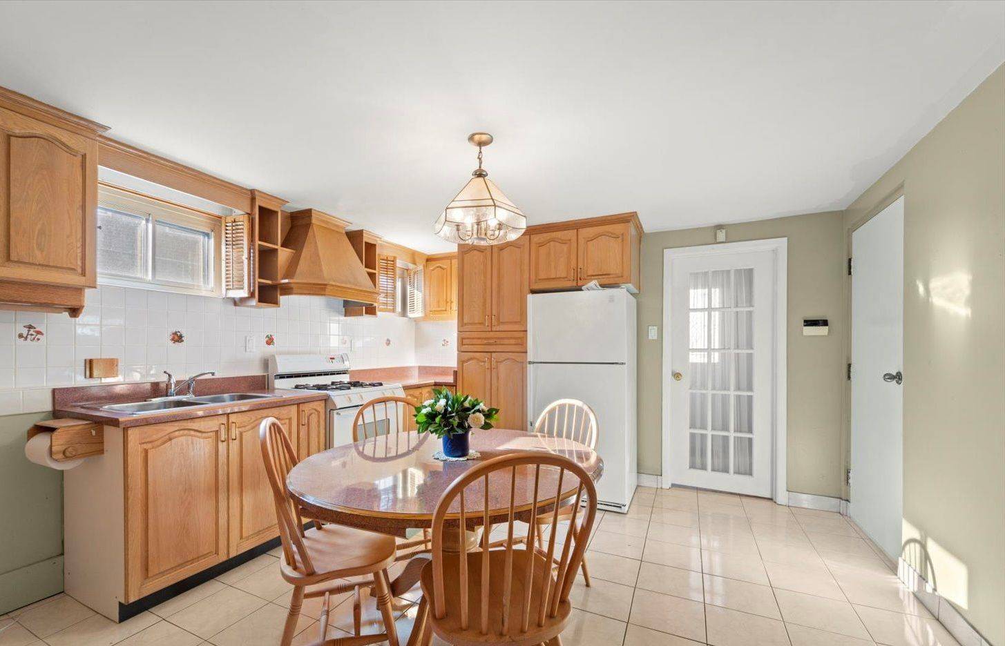 Toronto W05, ON M3L 2C9,64 Watney CRES #Lower