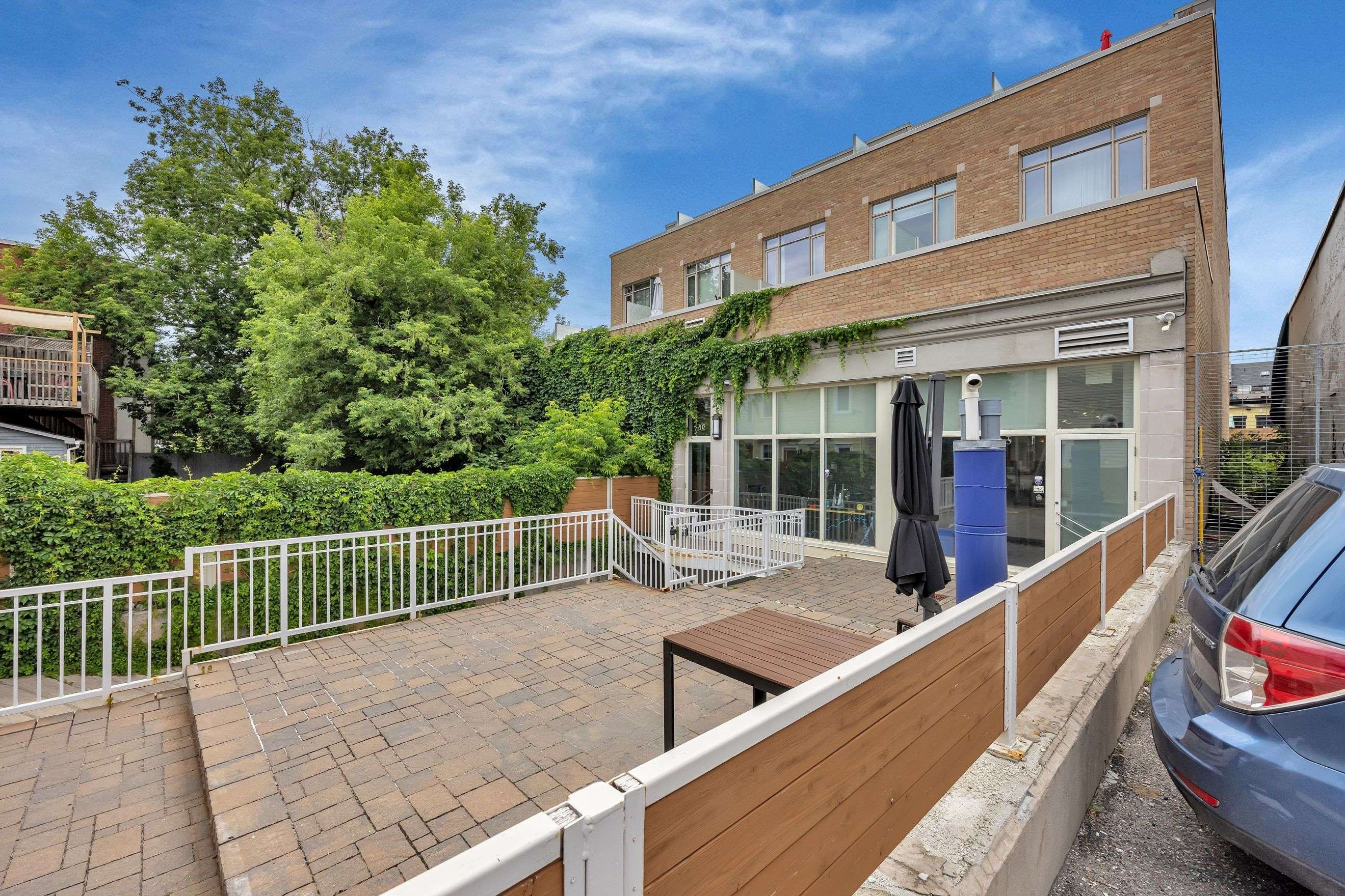 Lower Town - Sandy Hill, ON K1N 5K3,202 St Patrick ST #12