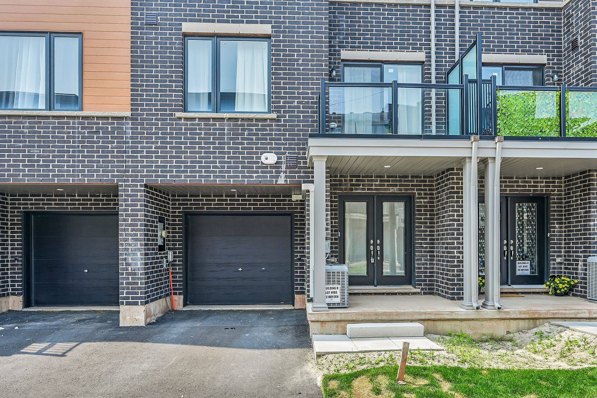 Hamilton, ON L8H 0B6,22 Dryden LN