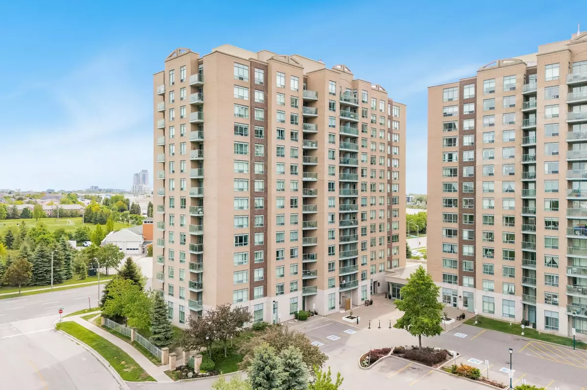 Richmond Hill, ON L4B 0A1,11 Oneida CRES #407