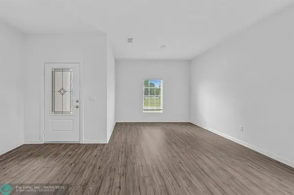 Vero Beach, FL 32967,8176 105th Ct