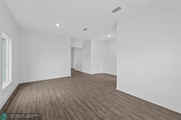 Vero Beach, FL 32967,8176 105th Ct