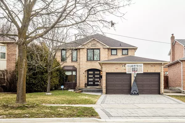 Aurora, ON L4G 5K7,19 Timpson DR