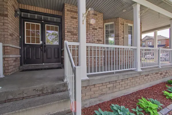 Aurora, ON L4G 7P4,119 Watkins Glen CRES