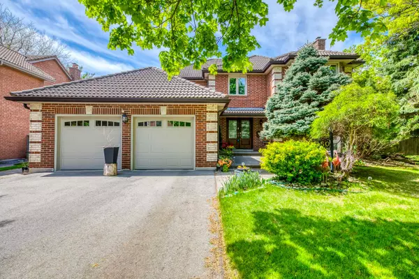 Oakville, ON L6J 6K6,2350 Deer Run AVE